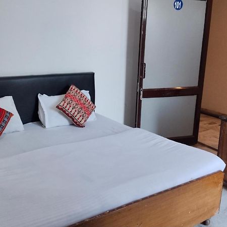 Fabhotel Grover 캉그라 외부 사진