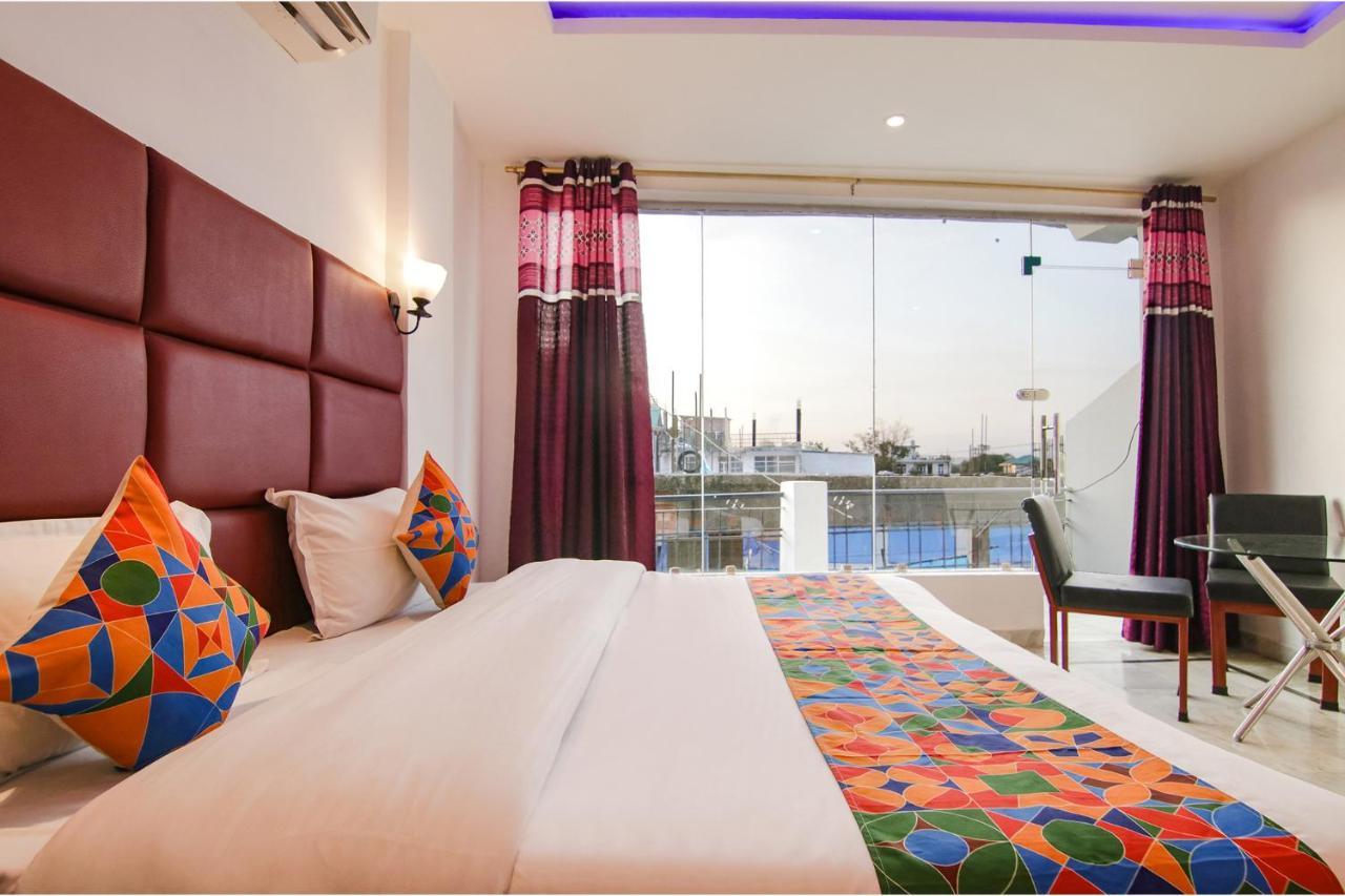Fabhotel Grover 캉그라 외부 사진