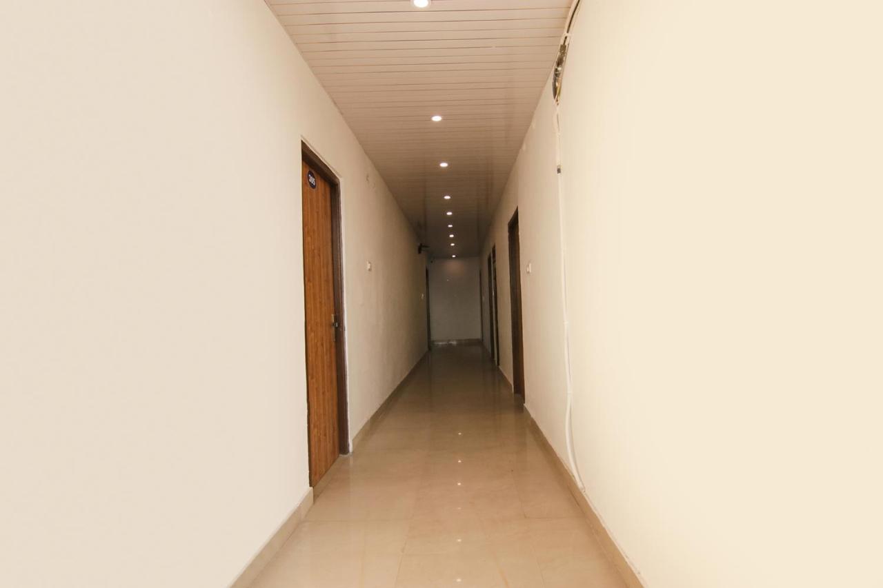 Fabhotel Grover 캉그라 외부 사진